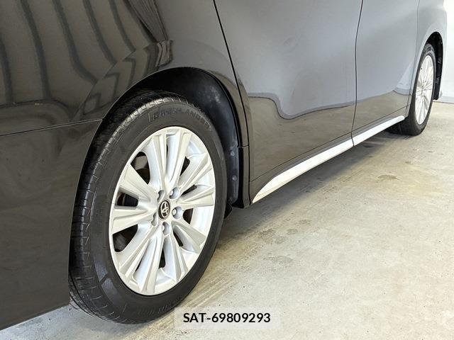 Toyota VELLFIRE 2017-03 7330833-25