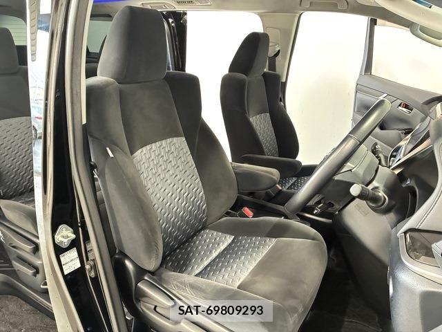 Toyota VELLFIRE 2017-03 7330833-8