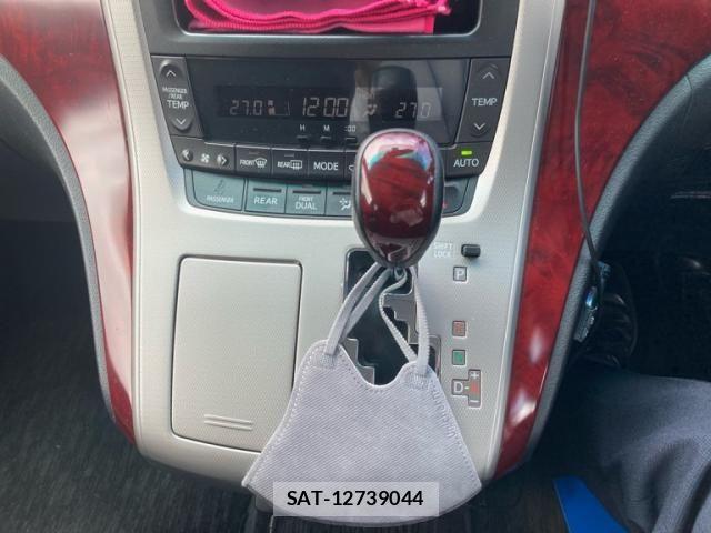 Toyota VELLFIRE 2009-01 7330869-21