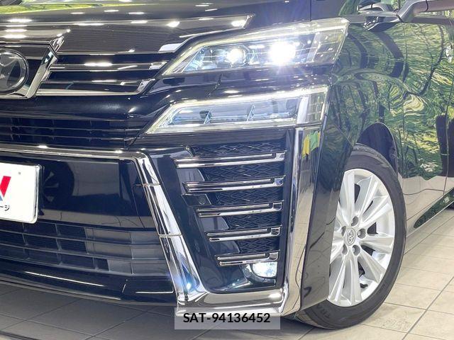 Toyota VELLFIRE 2018-07 7330822-12
