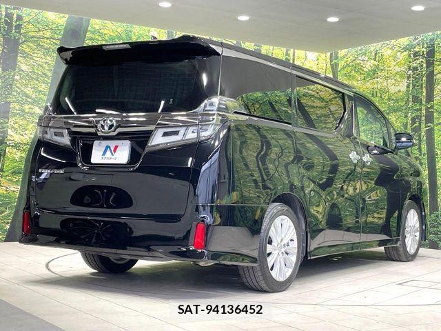 Toyota VELLFIRE 2018-07 7330822-17