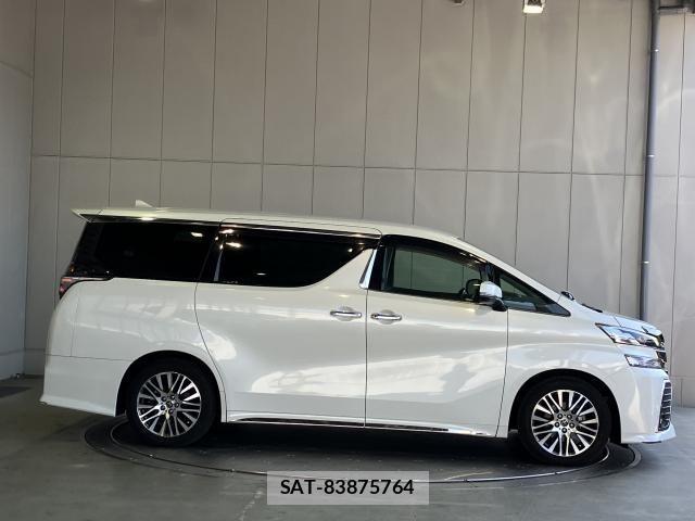 Toyota VELLFIRE 2017-10 7330826-25