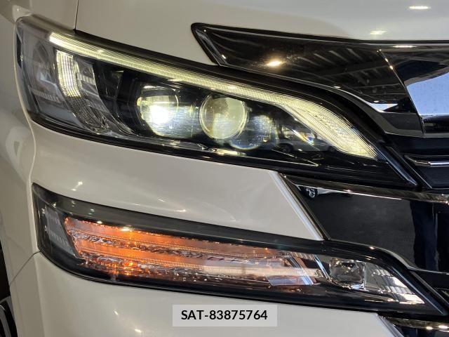 Toyota VELLFIRE 2017-10 7330826-28