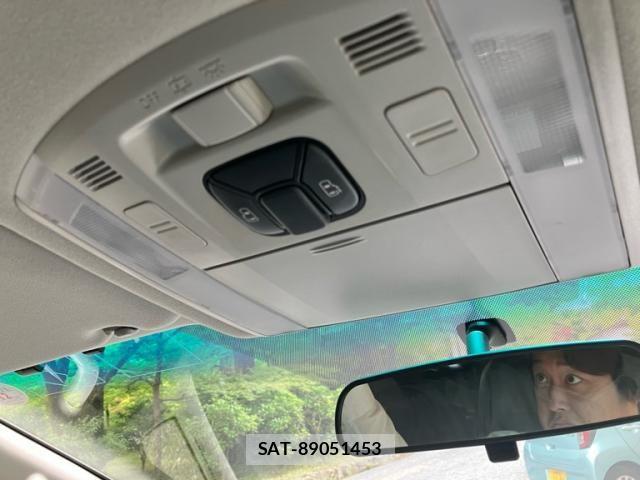 Toyota VELLFIRE 2011-12 7330860-22