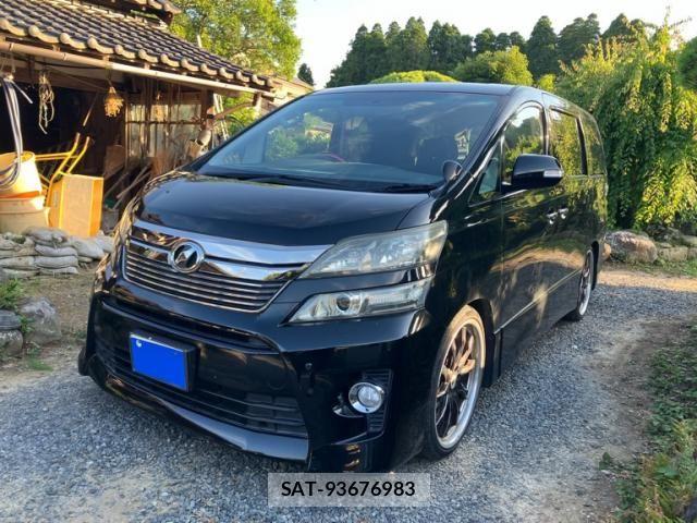 Toyota VELLFIRE 2012-01 7330858-1