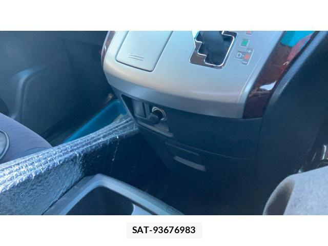 Toyota VELLFIRE 2012-01 7330858-21