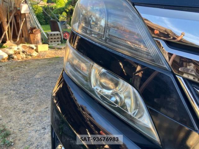 Toyota VELLFIRE 2012-01 7330858-5
