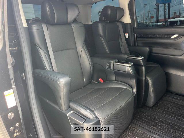 Toyota VELLFIRE 2019-01 7330819-8