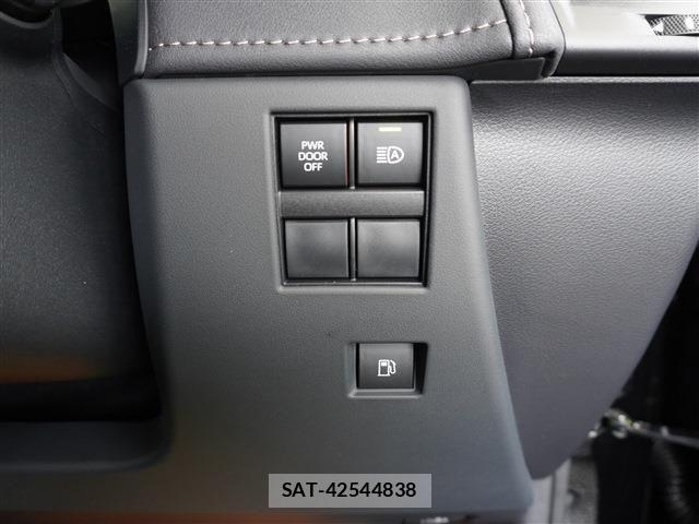 Toyota VELLFIRE 2026-01 7330818-16