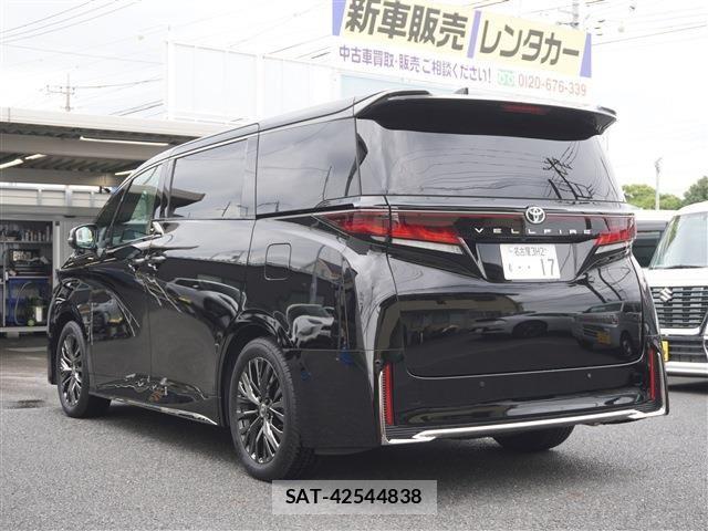 Toyota VELLFIRE 2026-01 7330818-5