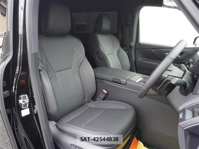 Toyota VELLFIRE 2026-01 7330818-6
