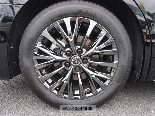 Toyota VELLFIRE 2026-01 7330818-8