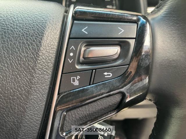 Toyota VELLFIRE 2017-03 7330828-18