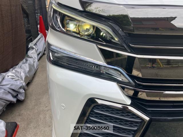 Toyota VELLFIRE 2017-03 7330828-27
