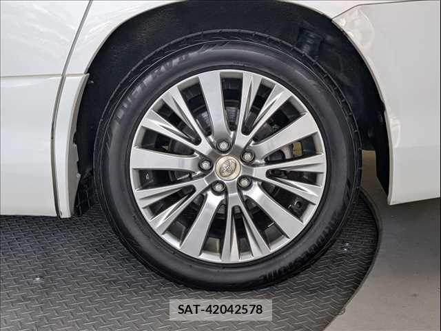 Toyota VELLFIRE 2014-03 7330852-14