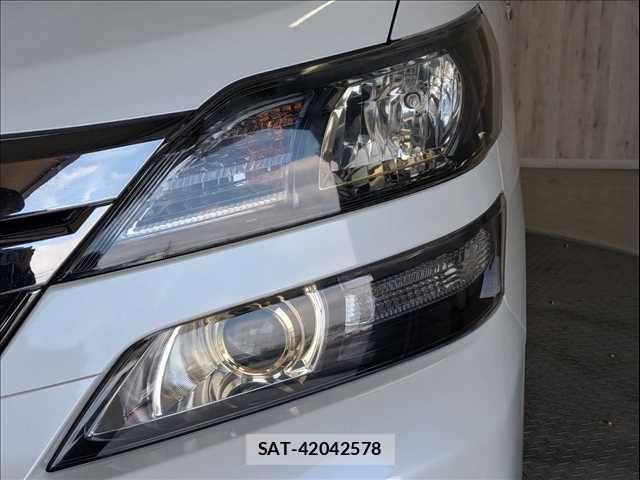 Toyota VELLFIRE 2014-03 7330852-22