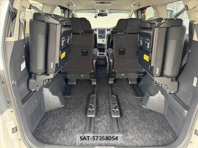Toyota VELLFIRE 2013-02 7360266-21