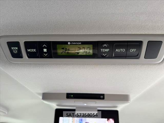 Toyota VELLFIRE 2013-02 7360266-22