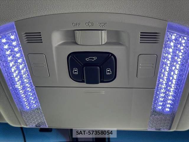 Toyota VELLFIRE 2013-02 7360266-27