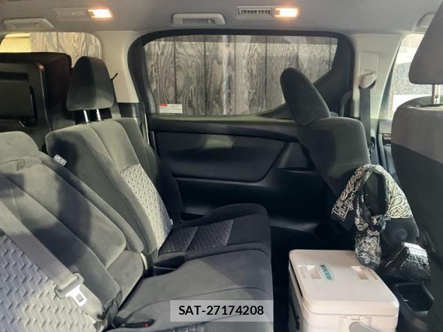 Toyota VELLFIRE 2017-04 7360267-11