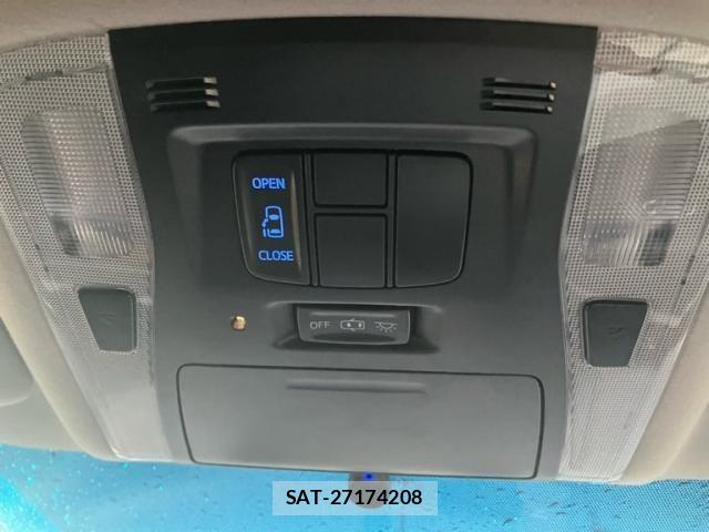 Toyota VELLFIRE 2017-04 7360267-22