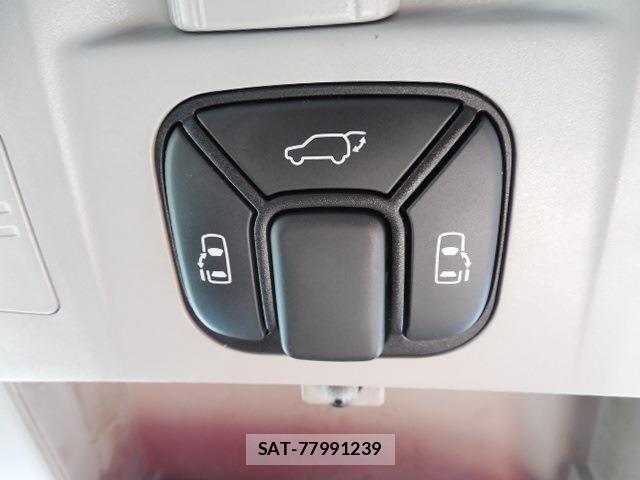 Toyota VELLFIRE 2011-03 7360284-27
