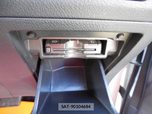 Toyota VELLFIRE 2009-03 7360287-26
