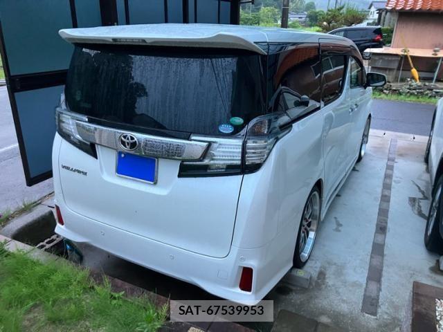 Toyota VELLFIRE 2015-11 7360269-2