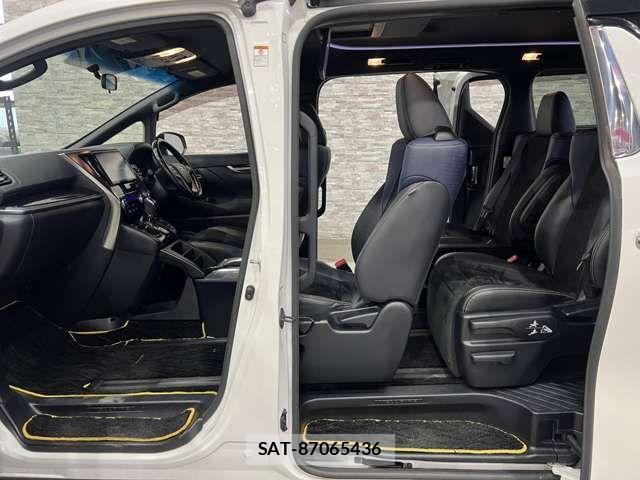 Toyota VELLFIRE 2017-01 7360263-8