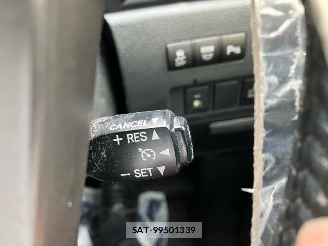 Toyota VELLFIRE 2013-08 7360280-20