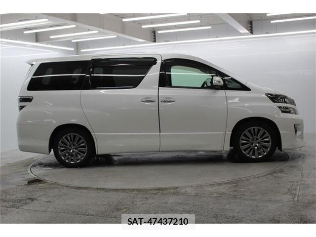 Toyota VELLFIRE 2013-09 7360277-3