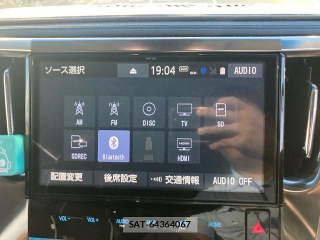 Toyota VELLFIRE 2019-10 7360258-25