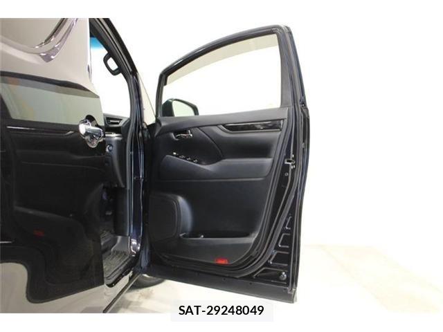 Toyota VELLFIRE 2020-10 7394614-28