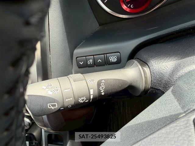Toyota VELLFIRE 2021-04 7394608-21