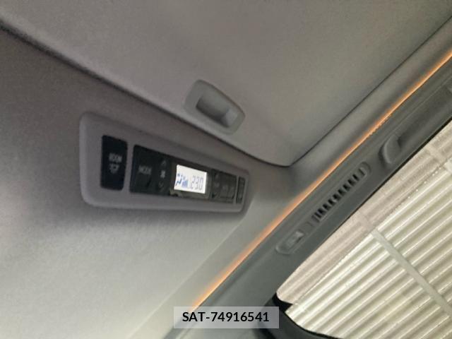 Toyota VELLFIRE 2009-04 7394629-25