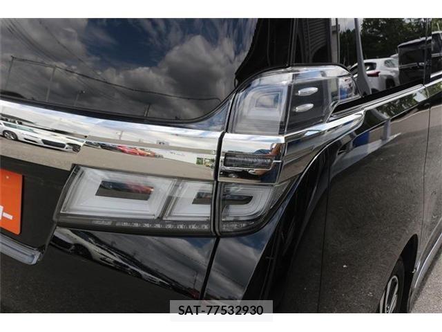 Toyota VELLFIRE 2020-03 7394609-11