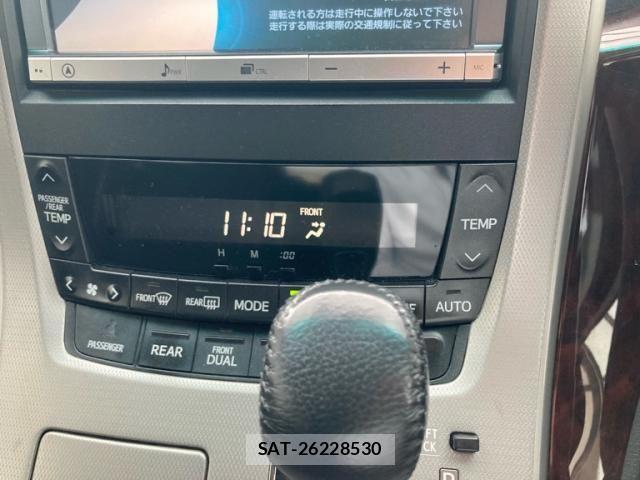 Toyota VELLFIRE 2012-06 7394626-13
