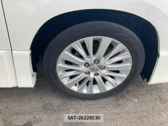 Toyota VELLFIRE 2012-06 7394626-2