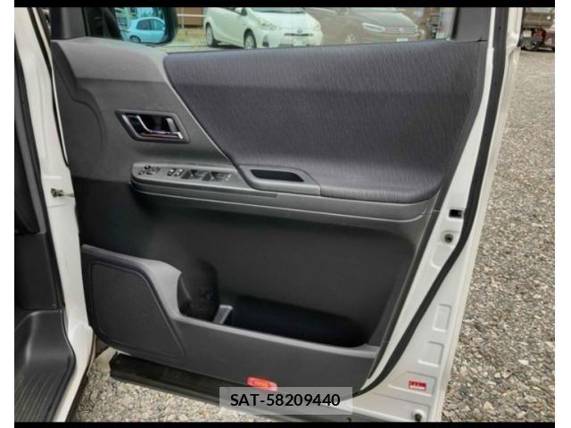 Toyota VELLFIRE 2011-01 7394625-9