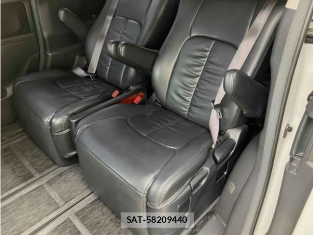Toyota VELLFIRE 2011-01 7394625-11