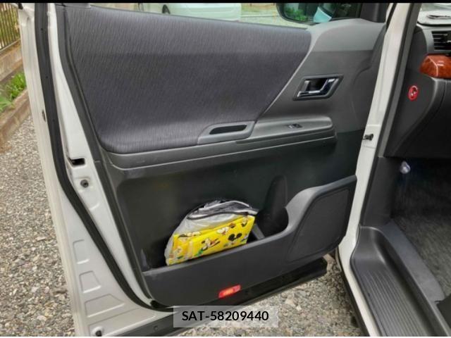Toyota VELLFIRE 2011-01 7394625-18