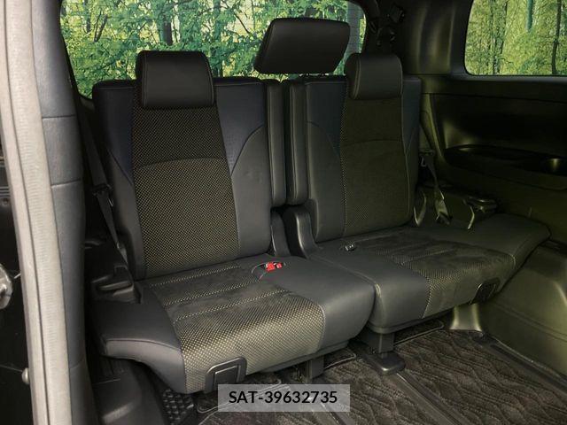 Toyota VELLFIRE 2017-06 7458546-9