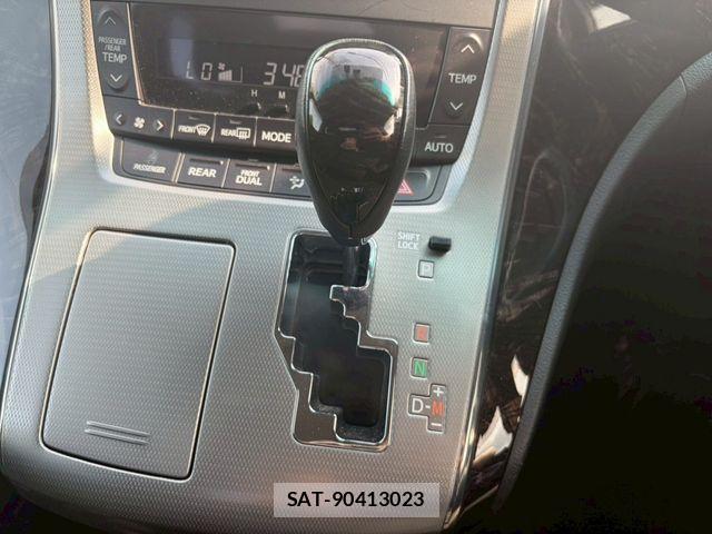 Toyota VELLFIRE 2012-11 7458559-13