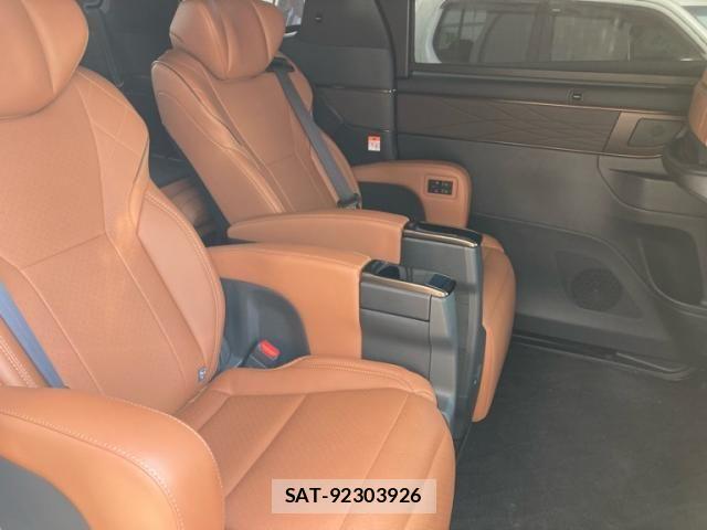 Toyota VELLFIRE 2025-11 7458529-12