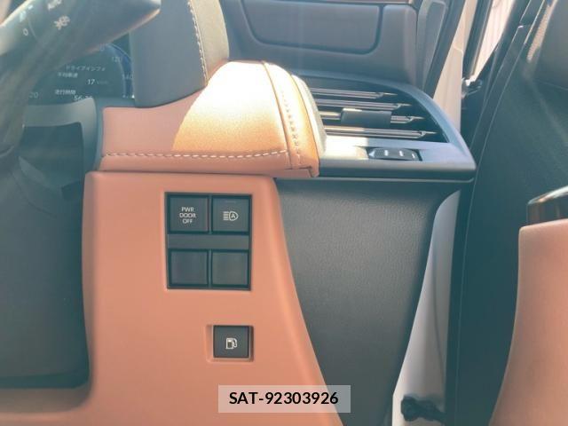 Toyota VELLFIRE 2025-11 7458529-18