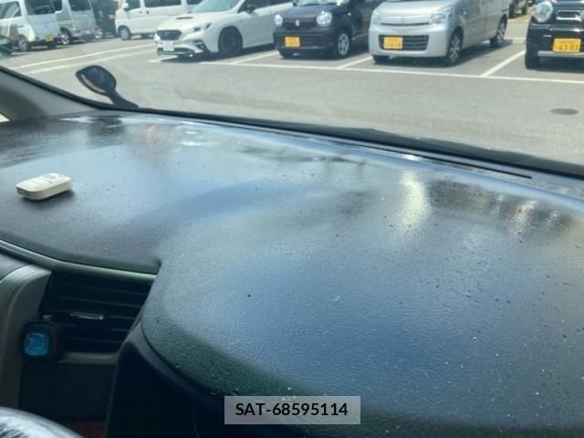 Toyota VELLFIRE 2009-07 7458573-24