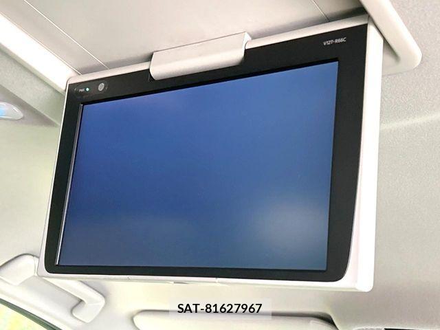 Toyota VELLFIRE 2017-02 7458548-2