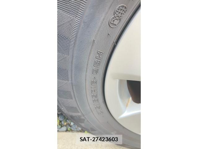 Toyota VELLFIRE 2014-11 7458571-8