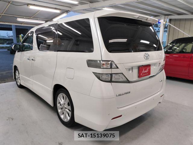 Toyota VELLFIRE 2010-02 7458557-1