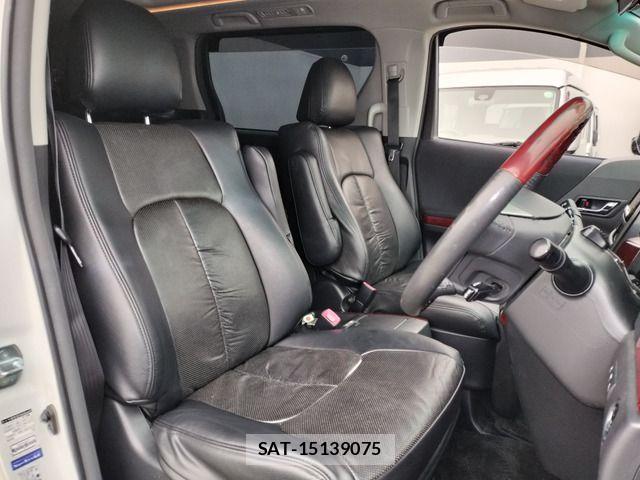 Toyota VELLFIRE 2010-02 7458557-3